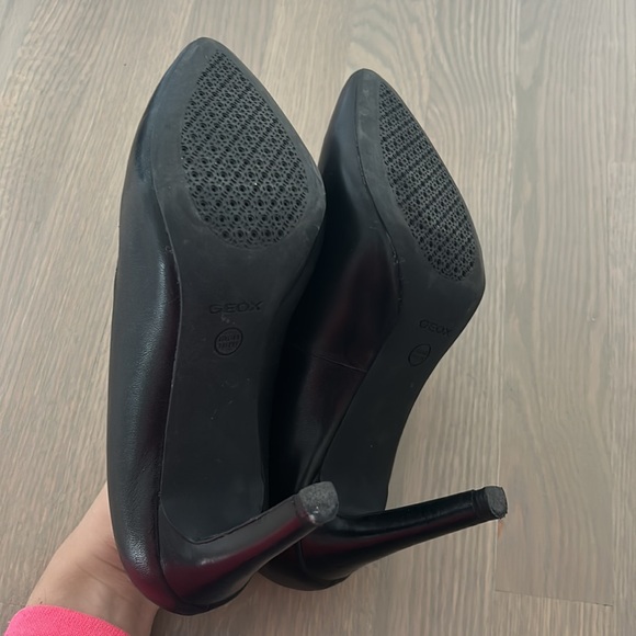 Geox Tortoiseshell heels - Picture 6 of 8